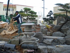 沖縄市 K氏邸 循環式の滝