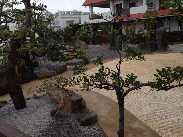 オリジナル庭園 沖縄の造園なら平成造園 沖縄の造園 庭園 沖縄独特の樹木や草花の栽培 Part 2