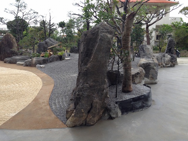 オリジナル庭園 沖縄の造園なら平成造園 沖縄の造園 庭園 沖縄独特の樹木や草花の栽培 Part 2